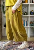 Bateau Needlecord 7/8 Barrel Culotte Pant Mucky Olive